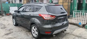 Ford Escape SE 4x4 2016 Gray