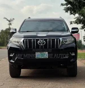 Toyota Land Cruiser Prado 2022 Black