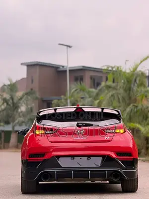 Hyundai Veloster 2021 Maroon