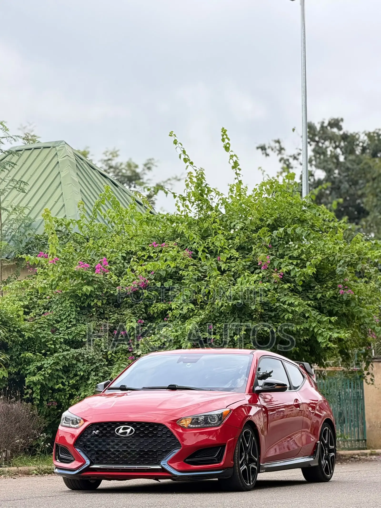 Hyundai Veloster 2021 Maroon