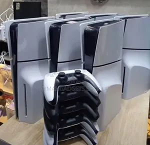 UK Used PS 5 Slim 1tb Stand Version (Super Neat)