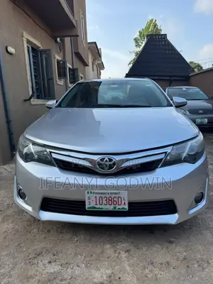 Toyota Camry 2013 Silver