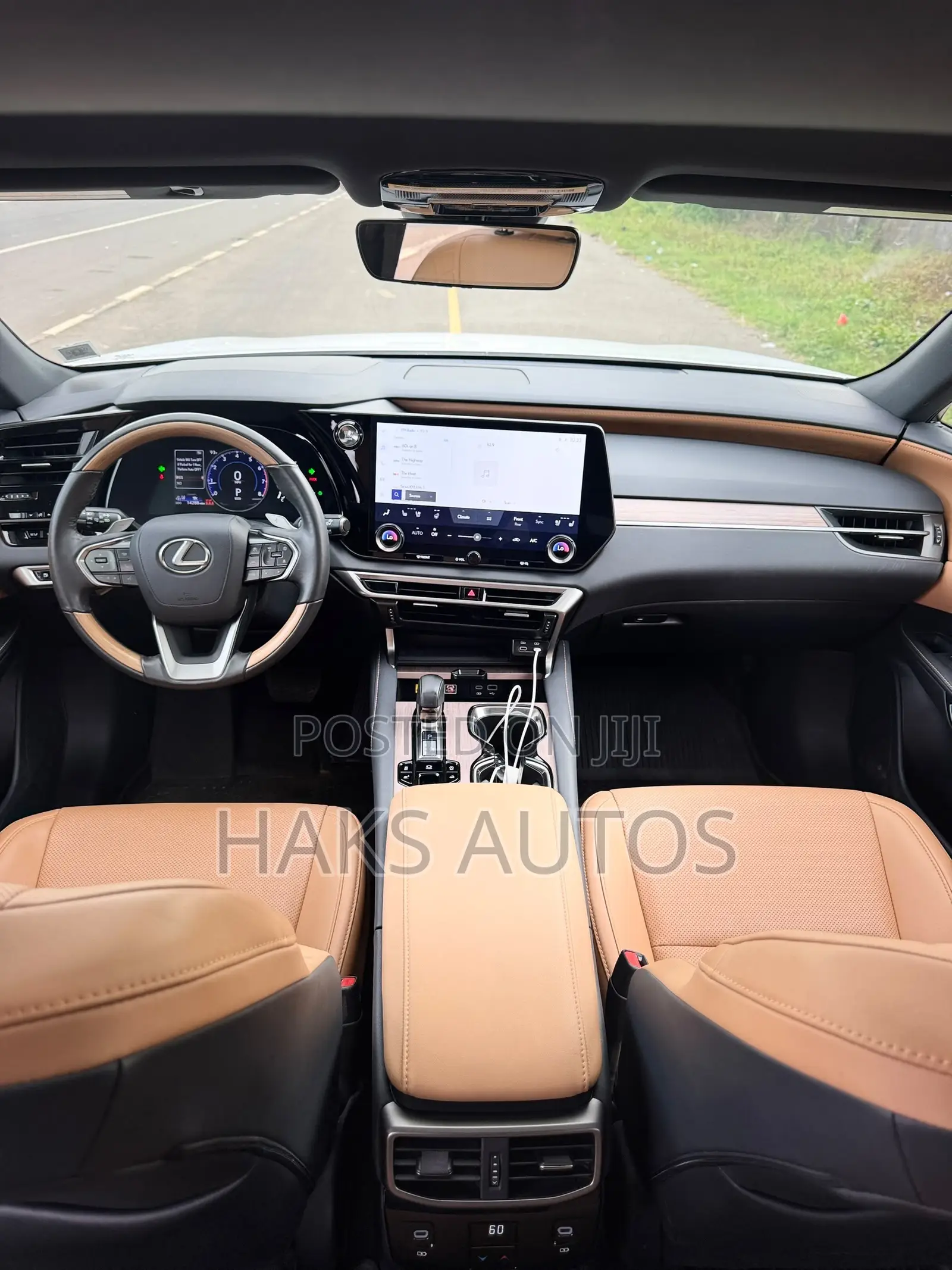 Lexus RX 2025 White