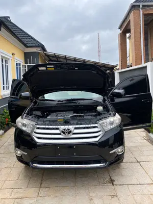 Toyota Highlander Limited 2012 Black