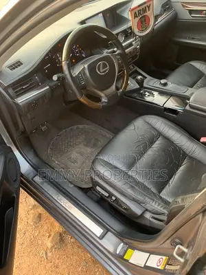 Lexus ES 2014 Gray