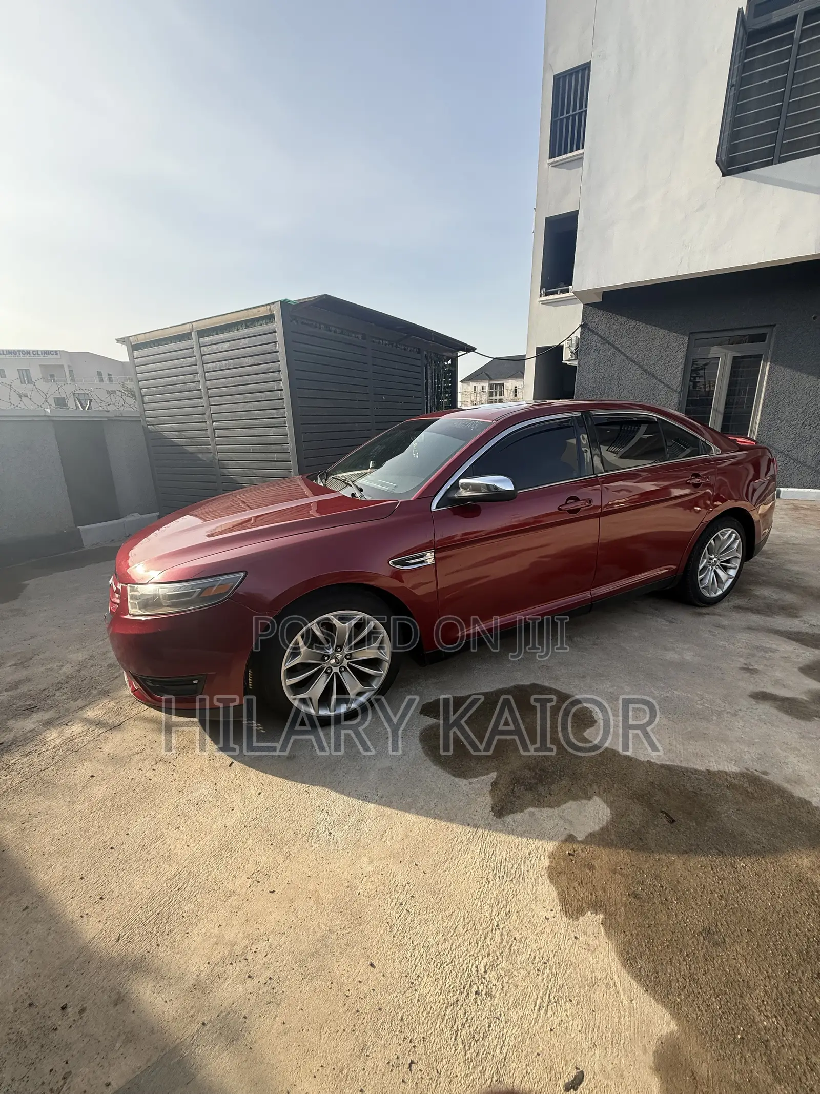 Ford Taurus Limited 2013 Red