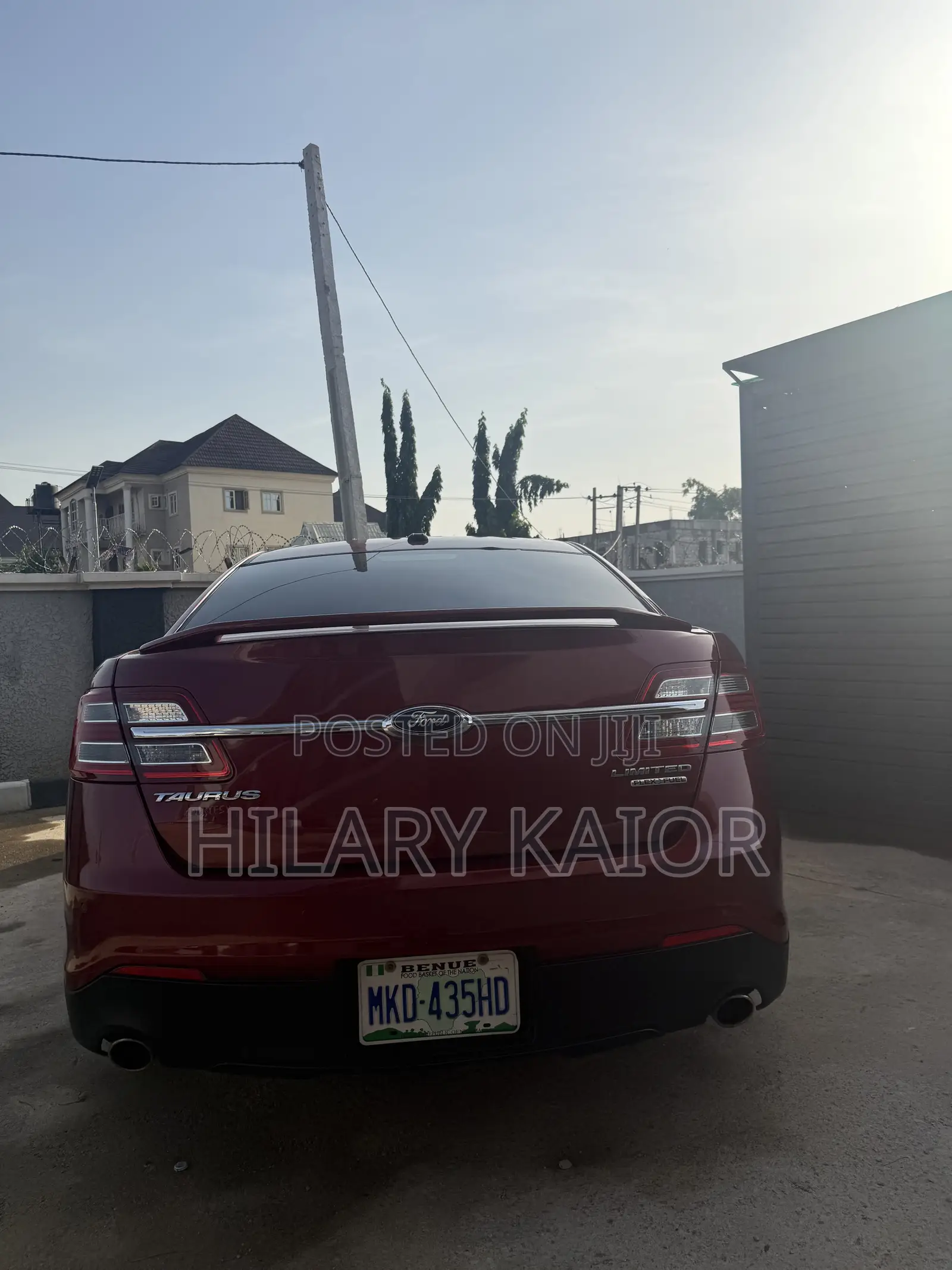 Ford Taurus Limited 2013 Red