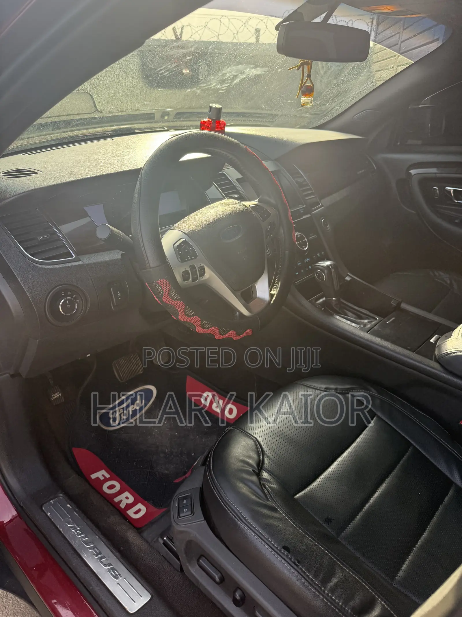 Ford Taurus Limited 2013 Red