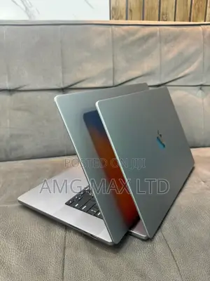 Laptop Apple MacBook Pro 2021 M1 16GB Apple M1 Pro SSD 512GB
