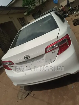 Toyota Camry 2014 White