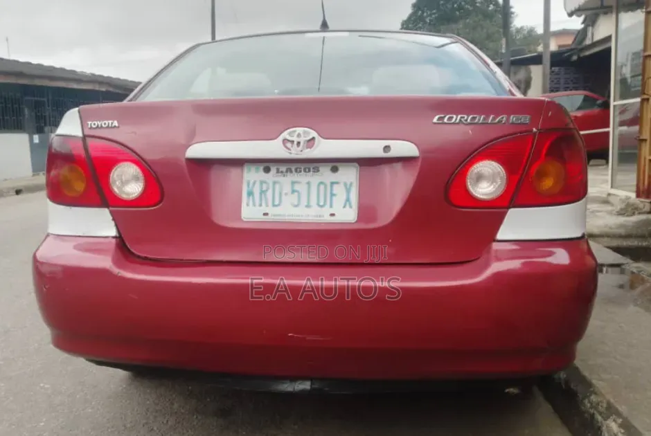 Toyota Corolla 2004 Red