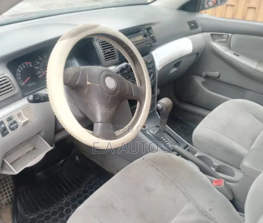 Toyota Corolla 2004 Red