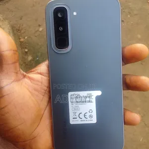 Infinix Hot 70 128 GB Gray
