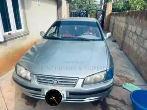 Toyota Camry 2003 Gray