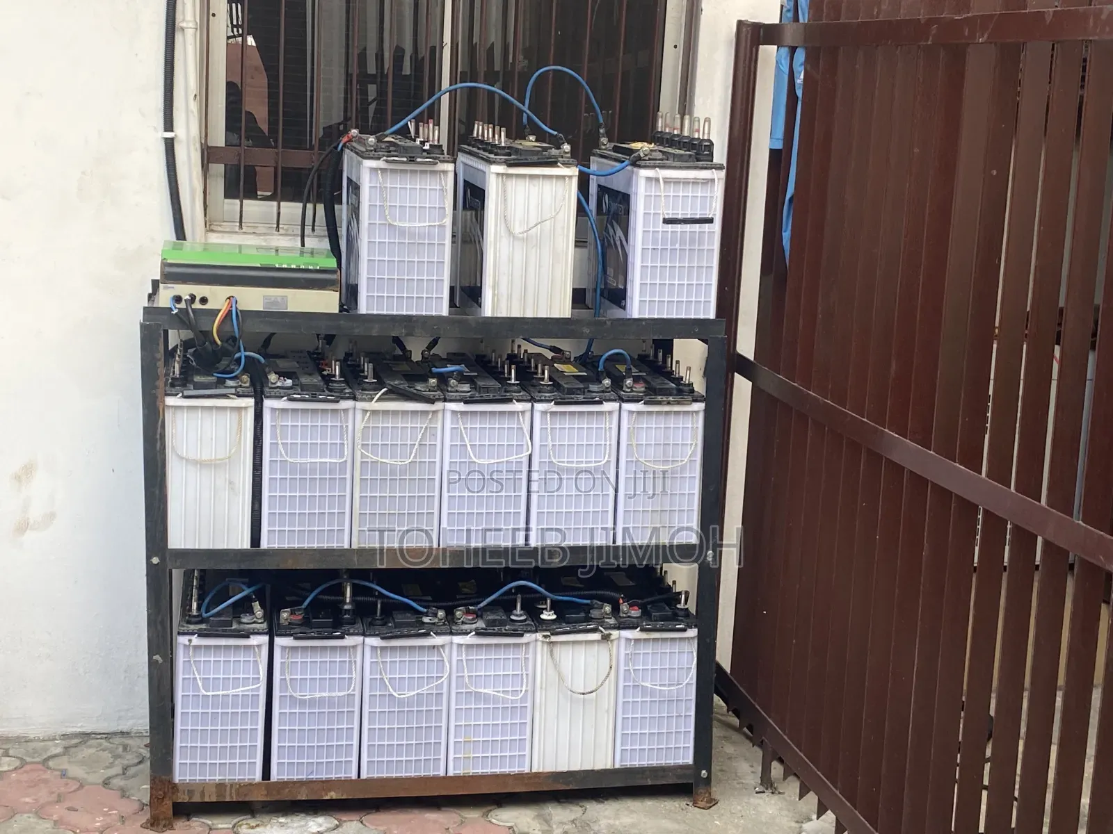 Professional Solar and Inverter Installer