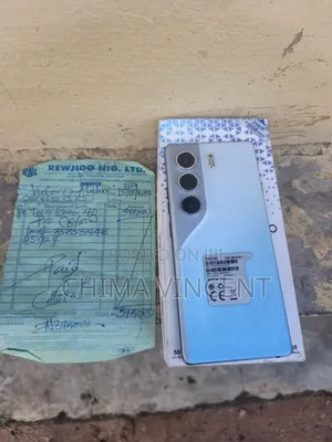 Tecno Camon 40 Pro 5G 256 GB Blue