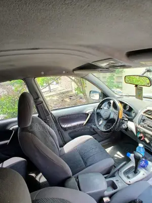 Toyota RAV4 Automatic 2002 Silver