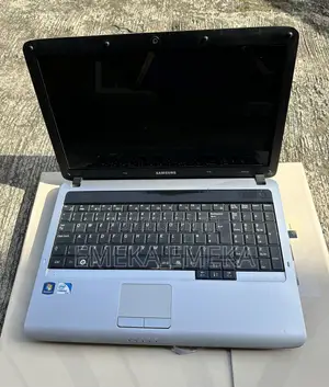 Laptop Samsung NP RV511 3GB Intel Celeron HDD 160GB
