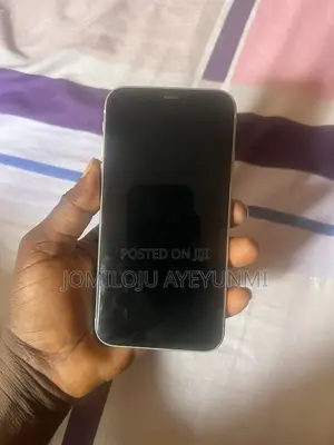 Apple iPhone 11 128 GB White