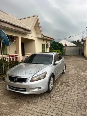 Honda Accord 2008 Silver