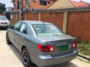 Toyota Corolla 2005 Gray