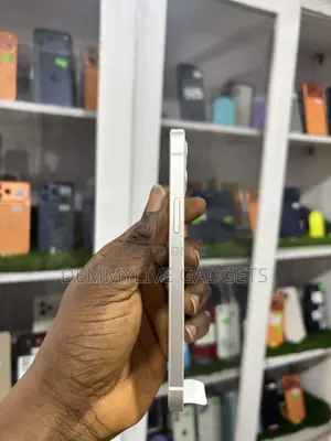 Apple iPhone 12 128 GB White