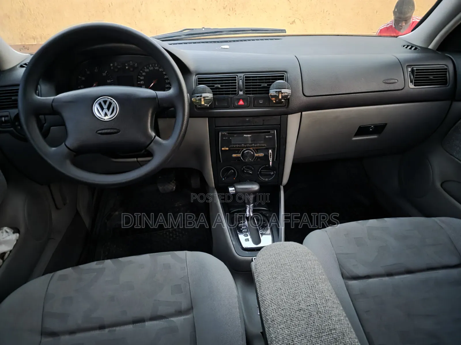 Volkswagen Golf 1.6 2000 Silver