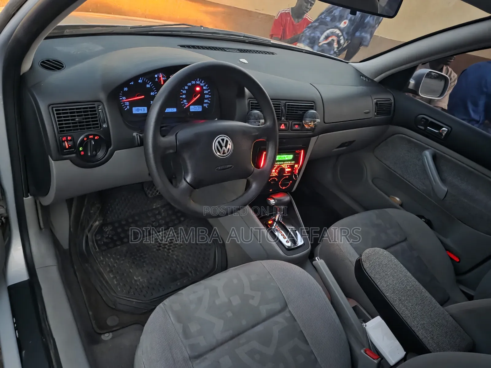 Volkswagen Golf 1.6 2000 Silver