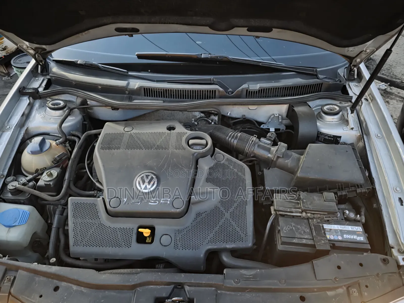 Volkswagen Golf 1.6 2000 Silver