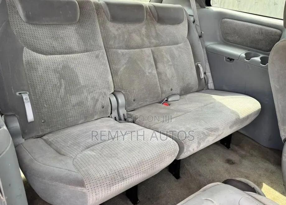 Toyota Sienna LE 4WD 2007 Silver