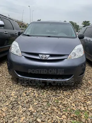 Toyota Sienna 2009 Blue