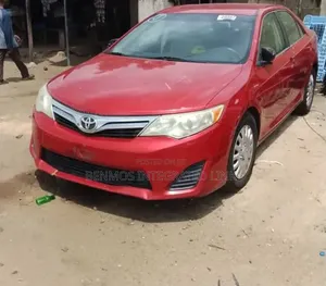 Toyota Camry LE 4dr Sedan (2.5L 4cyl 6A) 2012 Red