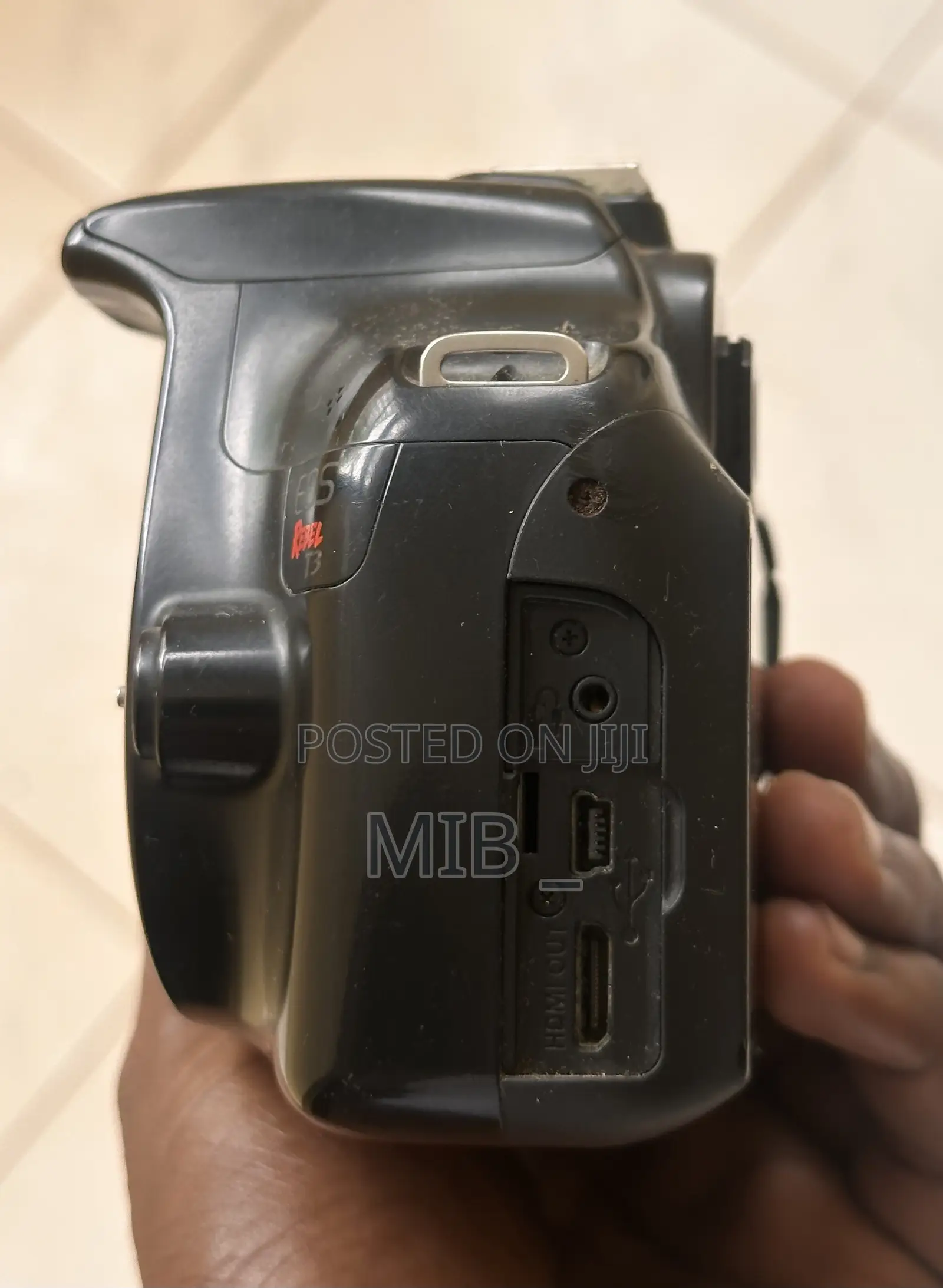Canon EOS Rebel T3 Camera