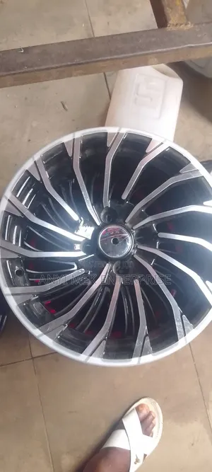 Latest Alloy Rim 14 for Toyota Yaris