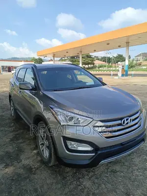 Hyundai Santa Fe 2014 Gray