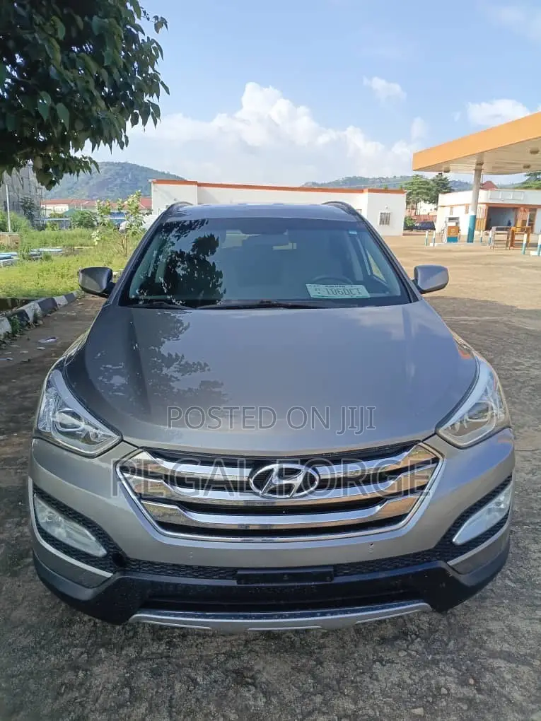 Hyundai Santa Fe 2014 Gray