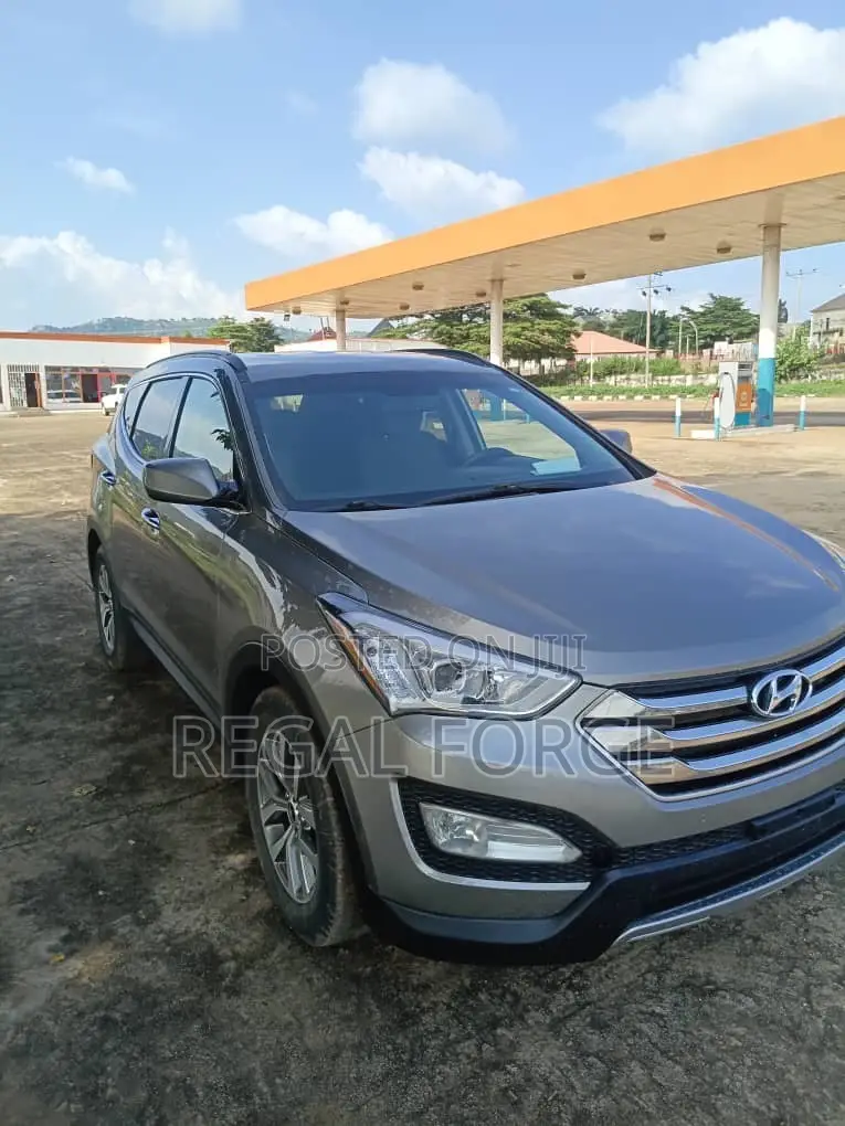 Hyundai Santa Fe 2014 Gray