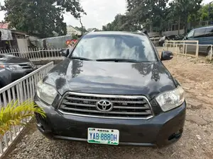 Toyota Highlander 2010 Gray