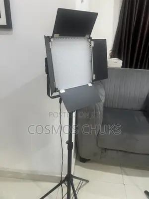 Tripod Stand