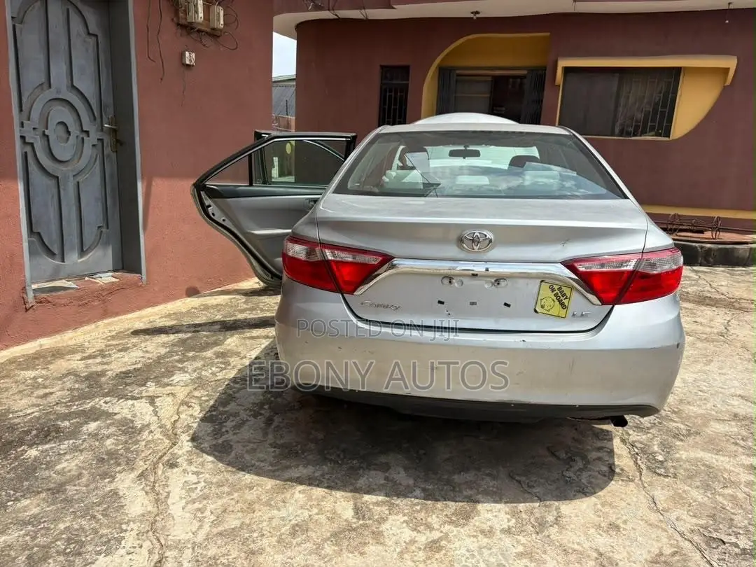 Toyota Corolla 2016 Silver