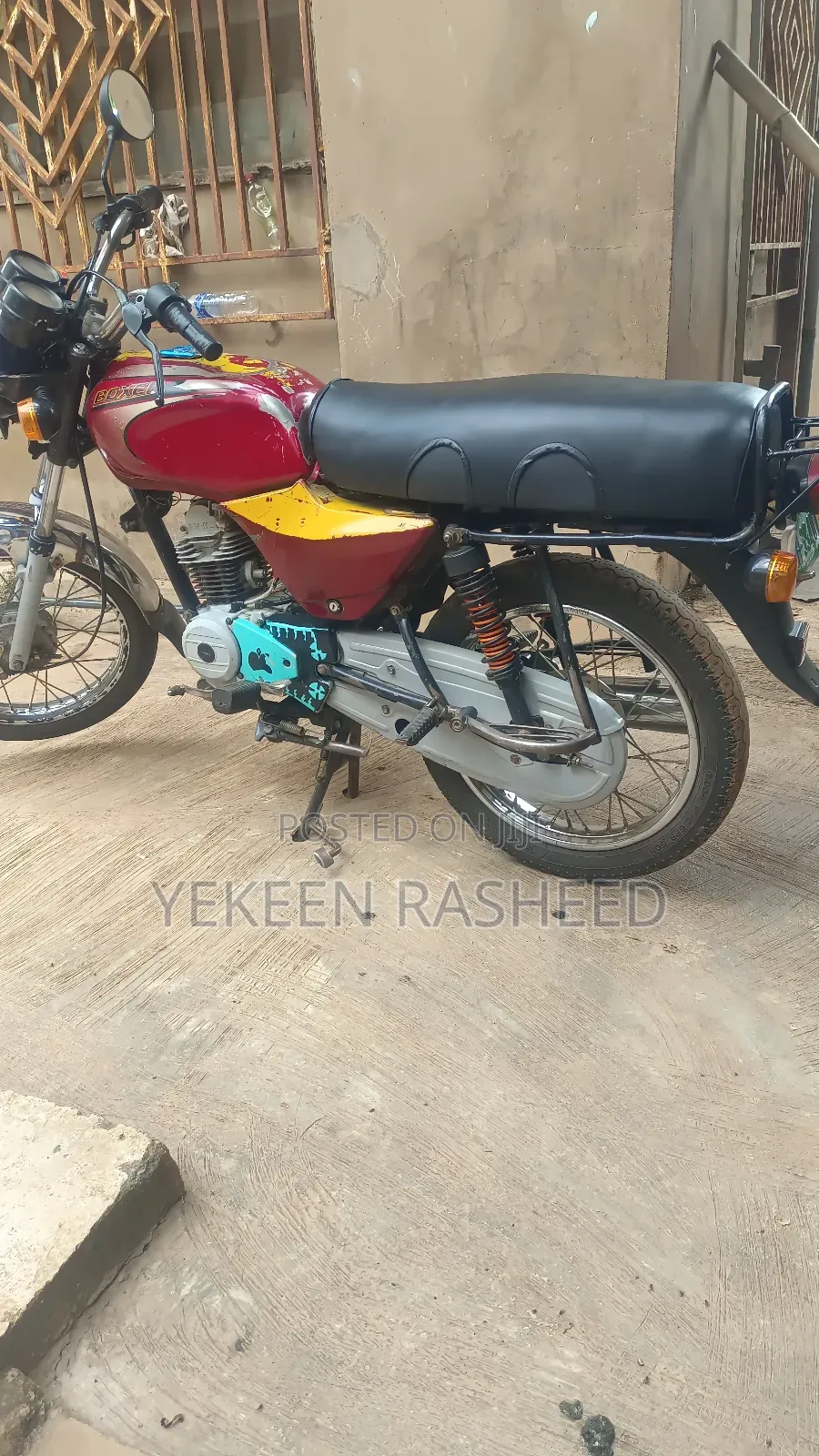 Bajaj Boxer 2024 Red