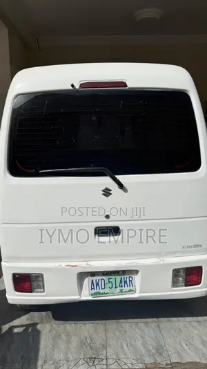 Suzuki T 2012 White