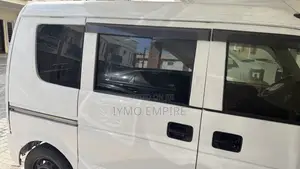 Suzuki T 2012 White