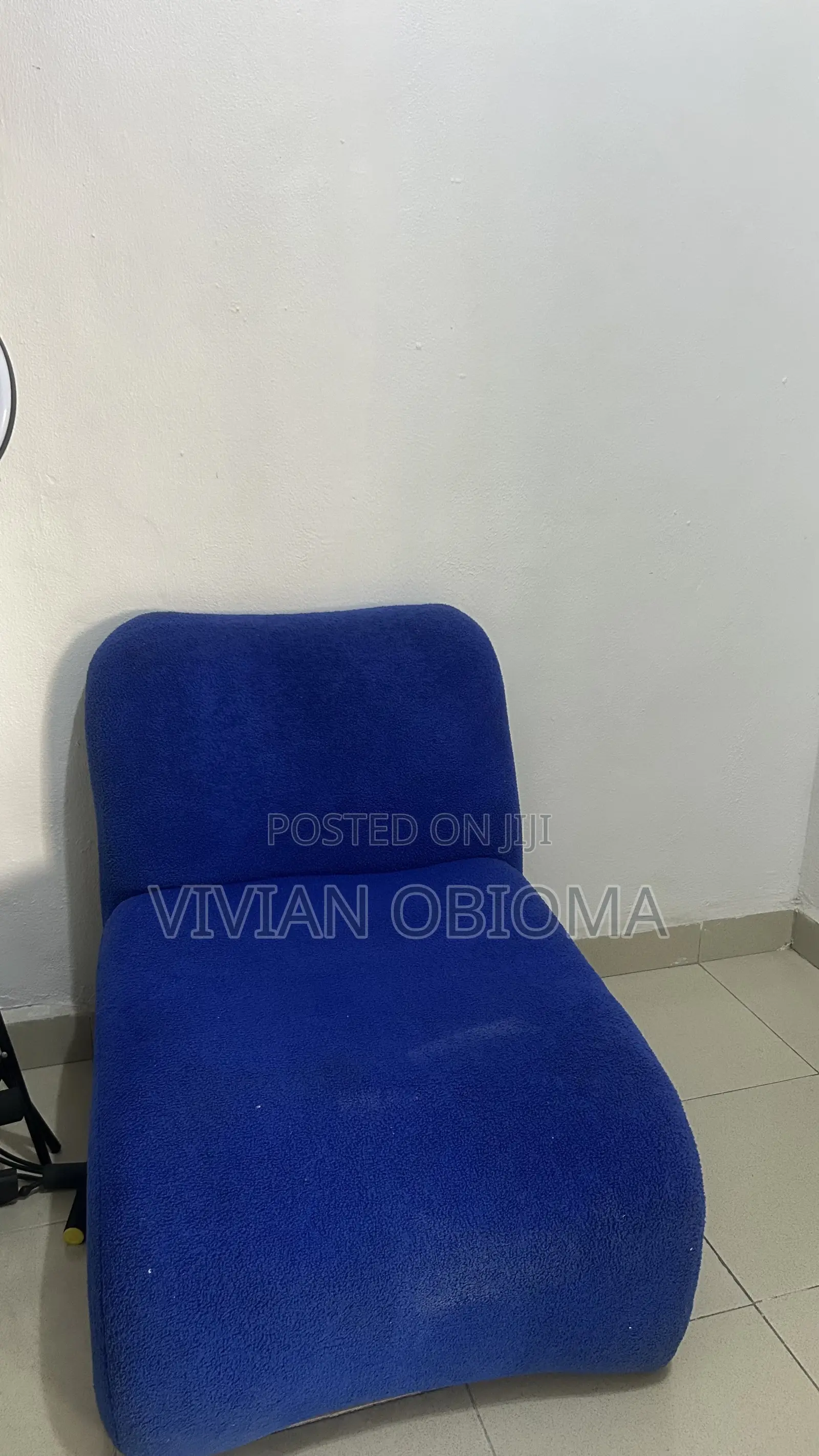 Single Chair