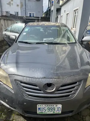 Toyota Camry LE V6 4dr Sedan (3.5L 6cyl 6AM) 2008 Gray