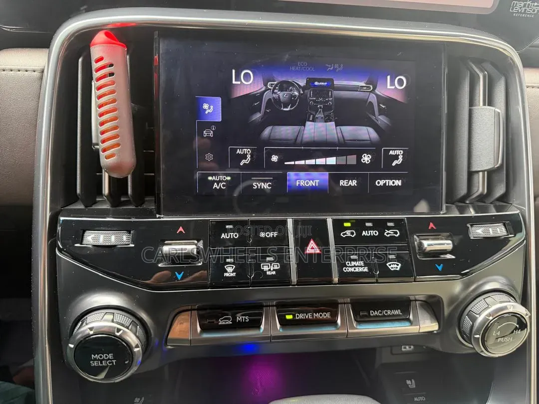 Lexus LX 600 2023
