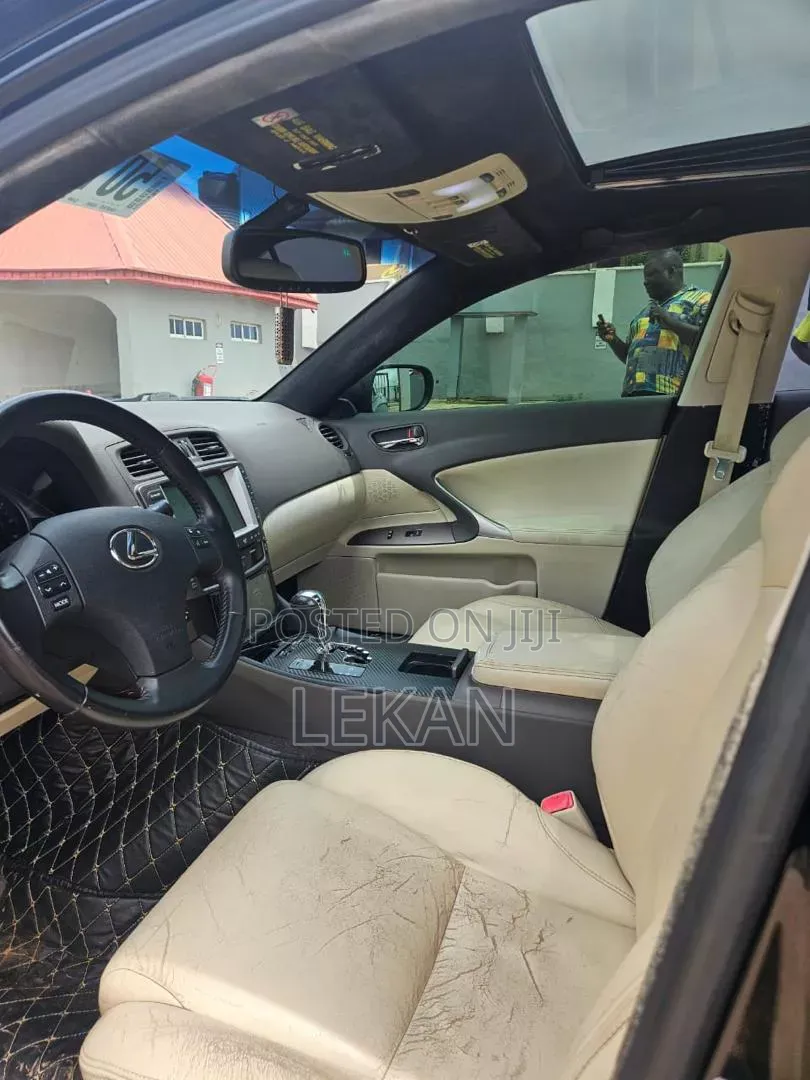 Lexus IS 250 2010 Black
