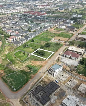 900 SQM Residential Land in Idu for Sale