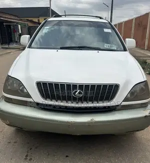 Lexus RX 300 2001 White