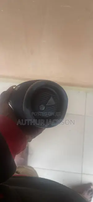 JBL Charge 6